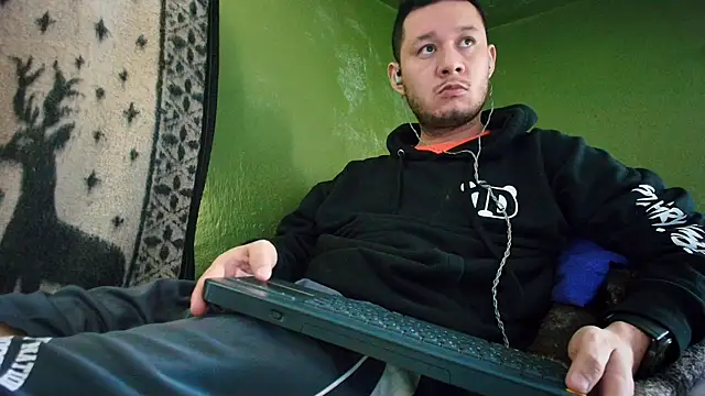 sweet cock28 online show from 01-10-25, 03:58