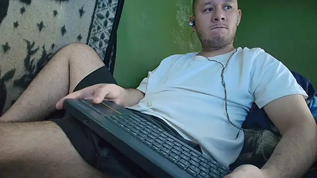 sweet cock28 online show from 09-08-25, 03:22