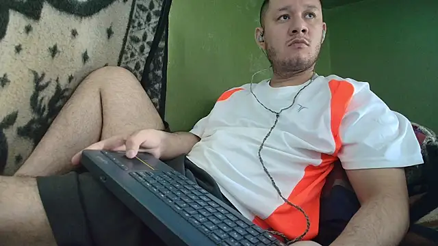 sweet cock28 online show from 09-11-25, 03:34