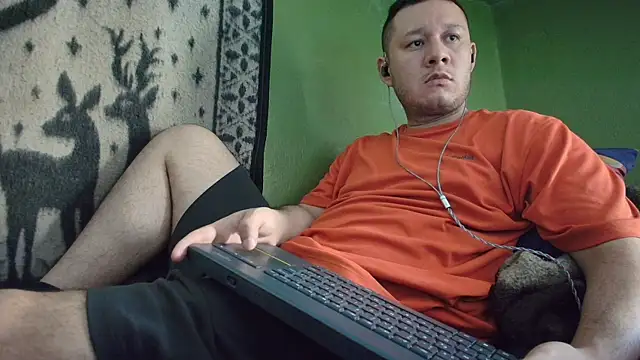 sweet cock28 online show from 04-10-26, 03:17