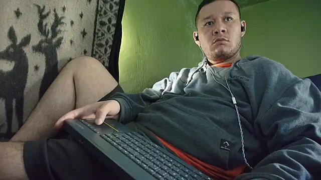 sweet cock28 online show from 04-12-26, 02:11
