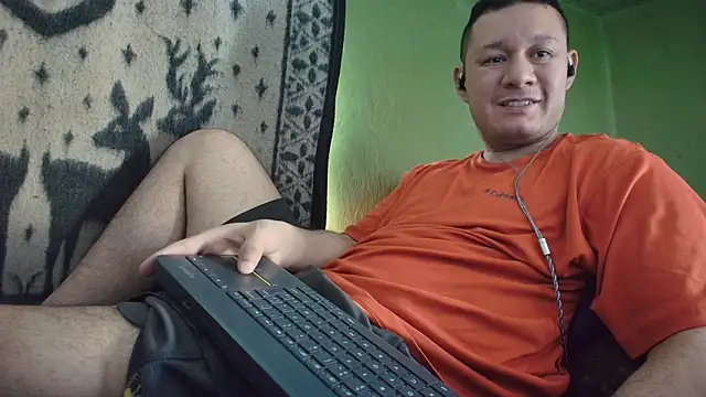 sweet cock28 online show from 04-13-26, 03:17