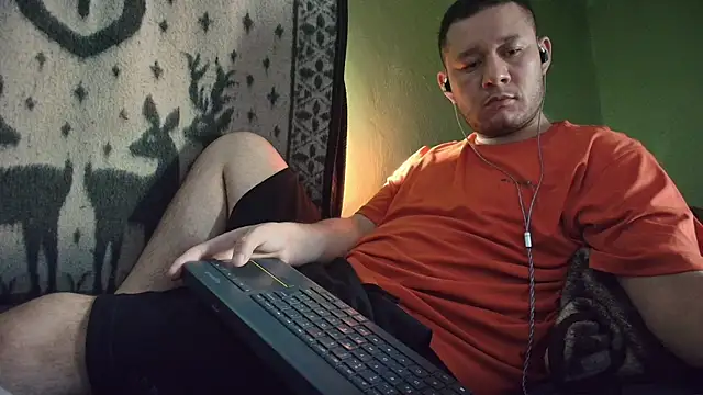 sweet cock28 online show from 05-10-26, 02:00
