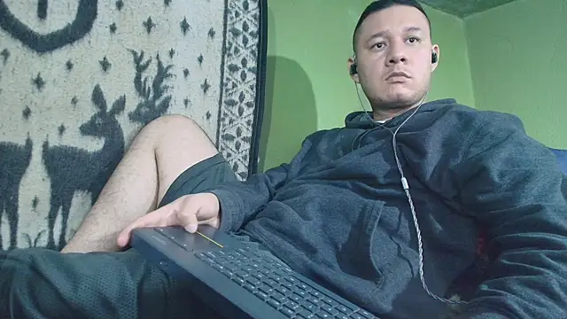 sweet cock28 online show from 06-09-26, 03:12