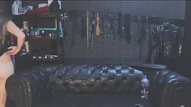 kimberly swan online show from 03-01-25, 08:21