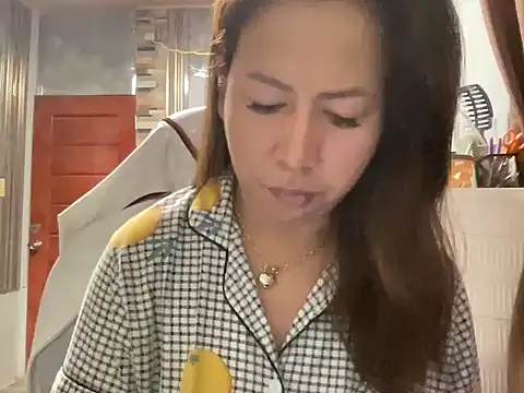 UrLove Marga online show from 06-24-26, 10:09