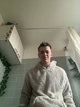 Toyjungee online show from 01-09-26, 02:20