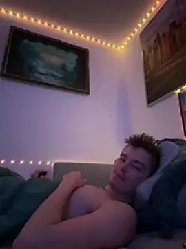 Snapshot of Toyjungee chatting on 02-27-26, 12:32 Toyjungee online show from 02-27-26, 12:32