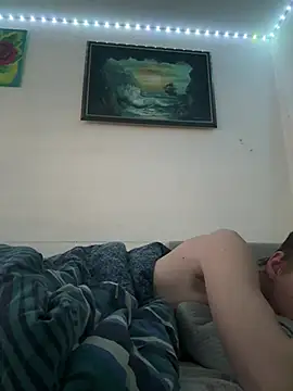 Snapshot of Toyjungee chatting on 03-04-26, 08:09 Toyjungee online show from 03-04-26, 08:09