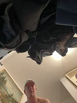 Snapshot of Toyjungee chatting on 03-19-26, 11:25 Toyjungee online show from 03-19-26, 11:25