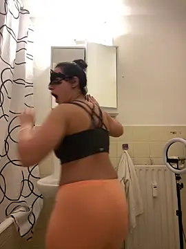 Sarahkhaalifa online show from 11-13-25, 09:36