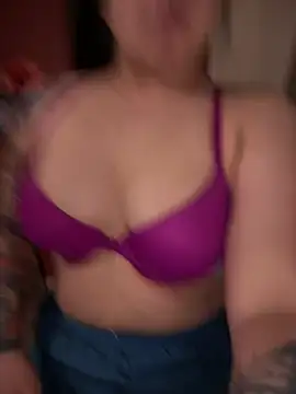 kimmiakiss22 online show from 01-19-25, 06:09