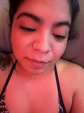 kimmiakiss22 online show from 01-25-25, 04:45
