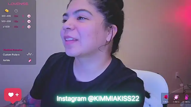 kimmiakiss22 online show from 01-27-25, 11:54