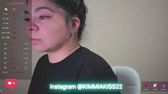 kimmiakiss22 online show from 02-02-25, 09:13