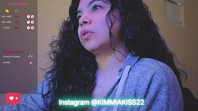 kimmiakiss22 online show from 02-04-25, 07:22