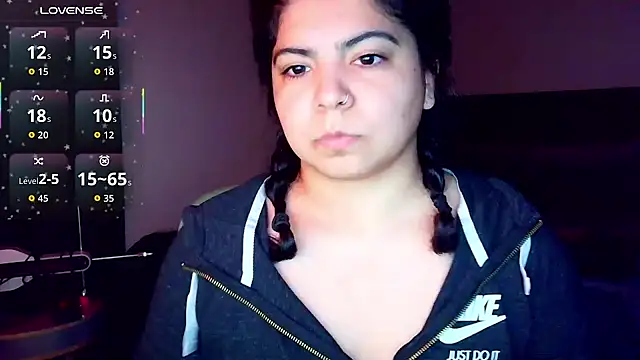 kimmiakiss22 online show from 12-04-25, 11:24