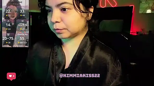 kimmiakiss22 online show from 07-12-26, 07:54