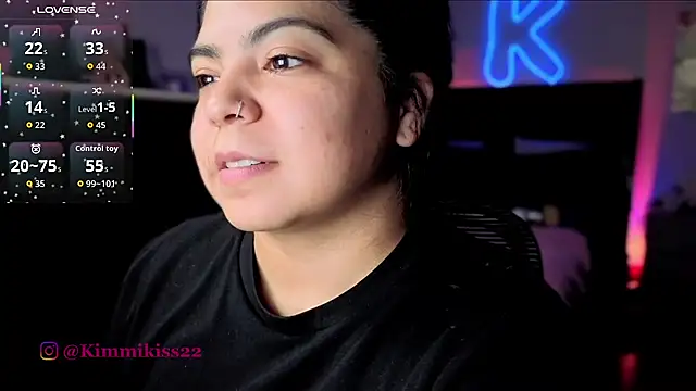 kimmiakiss22 online show from 08-02-26, 01:37