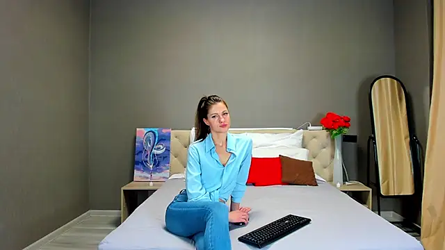 Katerina Ray online show from 12-04-24, 11:19