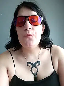 Lolabeluccia xh  online show from 03-19-26, 07:01