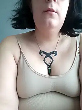 Lolabeluccia xh  online show from 03-23-26, 07:45