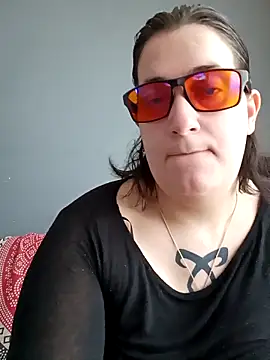 Lolabeluccia xh  online show from 03-24-26, 07:46