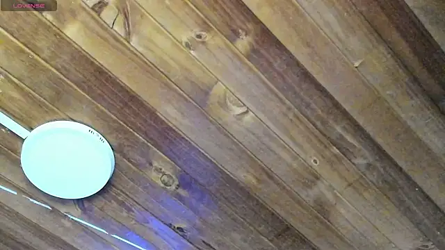 natasha logan  online show from 09-26-25, 04:05