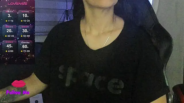 natasha logan  online show from 01-19-26, 04:05