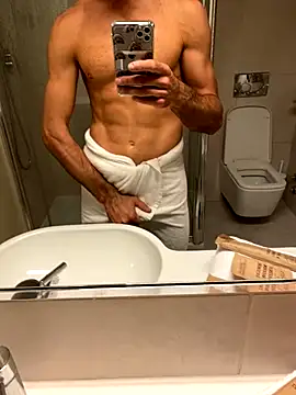 Fellix online show from 10-28-25, 04:53