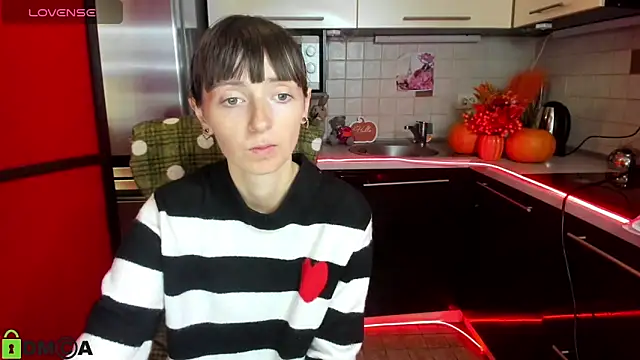 TayanaJons online show from 10-02-25, 07:04