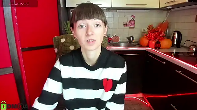 TayanaJons online show from 10-15-25, 06:57