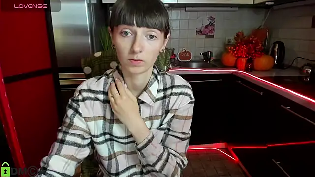 TayanaJons online show from 10-18-25, 06:48