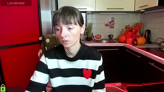 TayanaJons online show from 11-12-25, 08:04