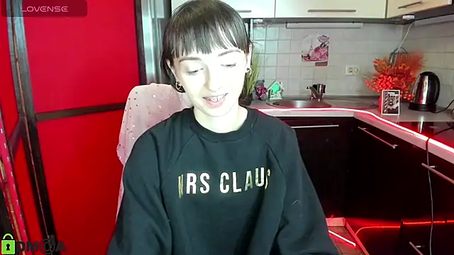 TayanaJons online show from 12-05-25, 08:01