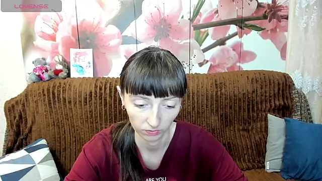 TayanaJons online show from 06-17-26, 07:11