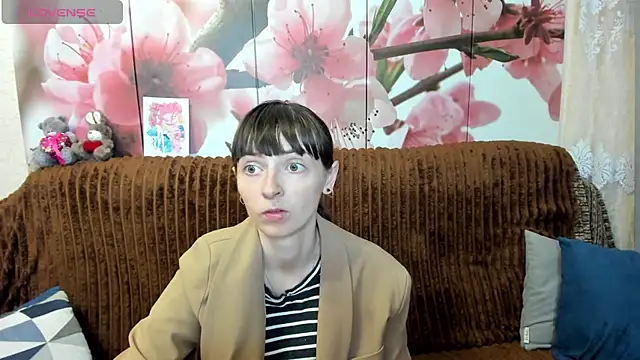 TayanaJons online show from 06-19-26, 07:12