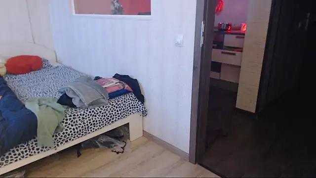 amanda kiss kiss online show from 12-29-24, 12:12