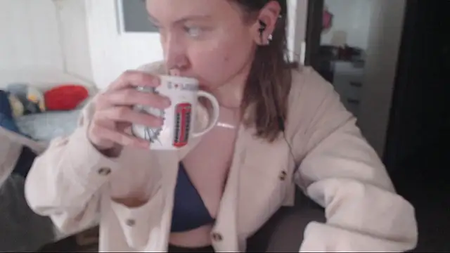 amanda kiss kiss online show from 01-07-25, 11:37