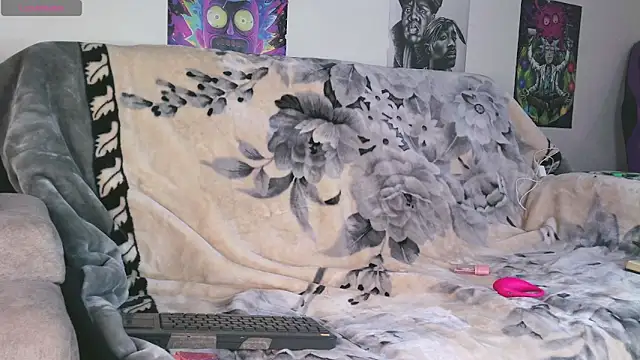 IM MAYA online show from 02-18-25, 01:00