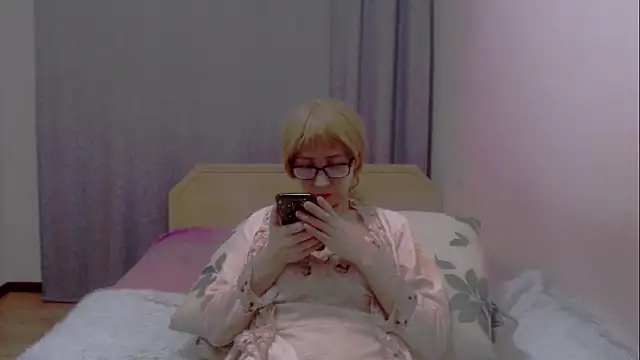tinashy online show from 12-20-24, 01:33