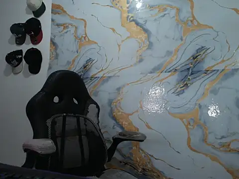 Snapshot of myke_andrade chatting on 02-22-26, 06:02 myke andrade online show from 02-22-26, 06:02