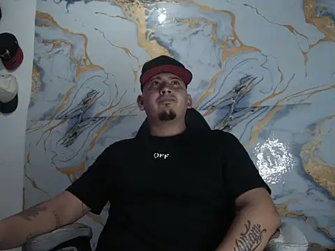 Snapshot of myke_andrade chatting on 03-08-26, 05:00 myke andrade online show from 03-08-26, 05:00