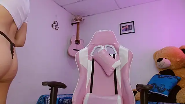 Dakota bumm online show from 11-29-25, 04:10