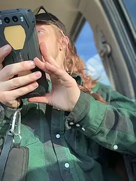 GoldenFlameGoddess online show from 03-12-26, 11:44