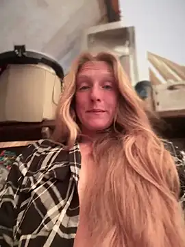 GoldenFlameGoddess online show from 06-16-26, 03:47