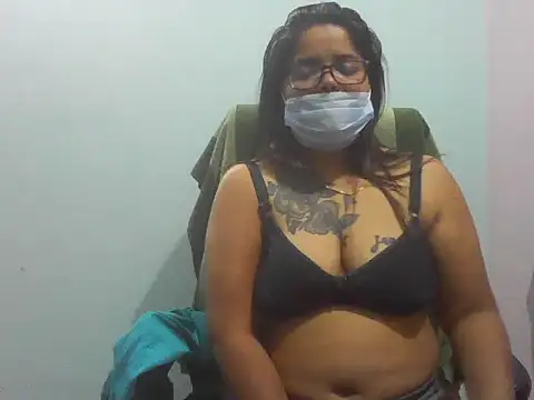 Snapshot of gyanvi1 chatting on 01-14-25, 12:56 gyanvi1 online show from 01-14-25, 12:56