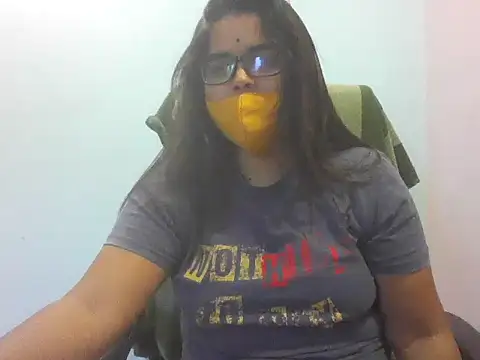 Snapshot of gyanvi1 chatting on 02-17-25, 03:47 gyanvi1 online show from 02-17-25, 03:47