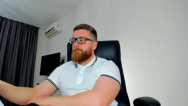 Findom guy online show from 05-06-26, 04:56