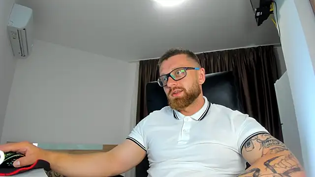 Findom guy online show from 06-24-26, 05:23